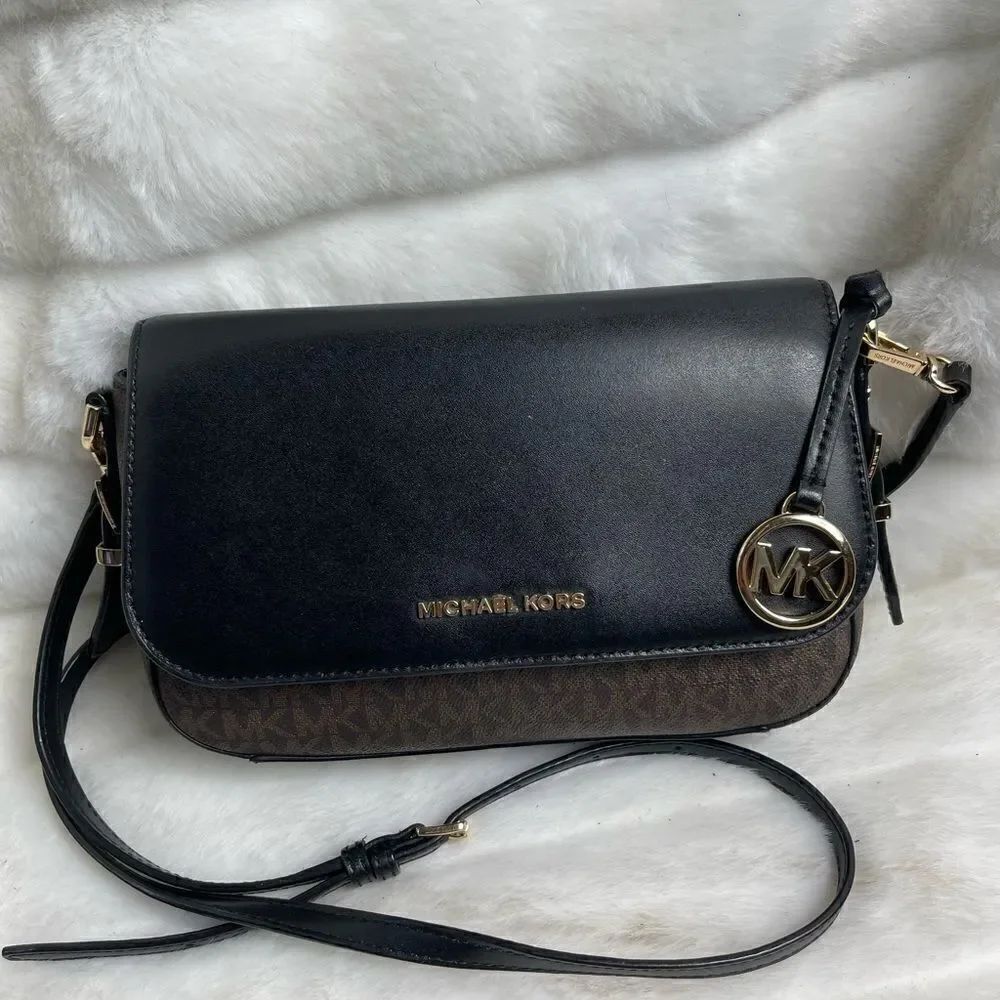 Michael Kors Bedford legacy logo pebble leather crossbody bag brown & bl…